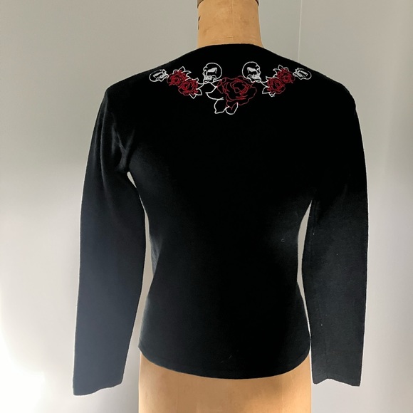 Cardigan with embroidered skulls. Size small. - Picture 2 of 5